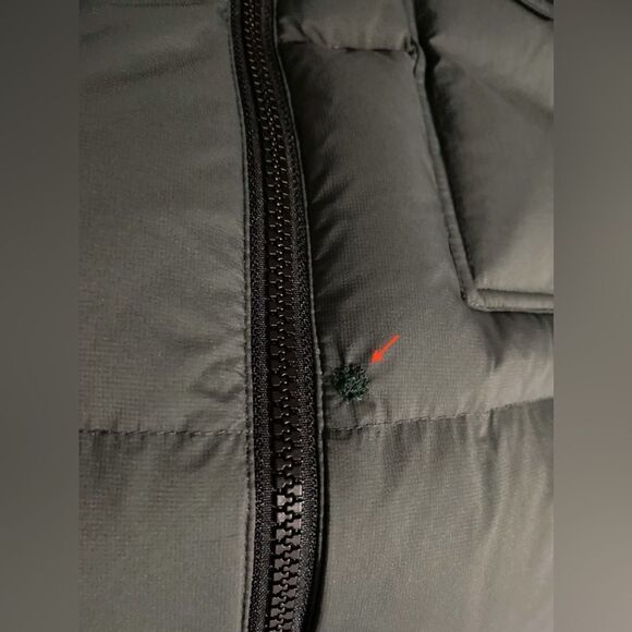 Moose Knuckles Bedstuy Puffer Jacket size L - Picture 10 of 16